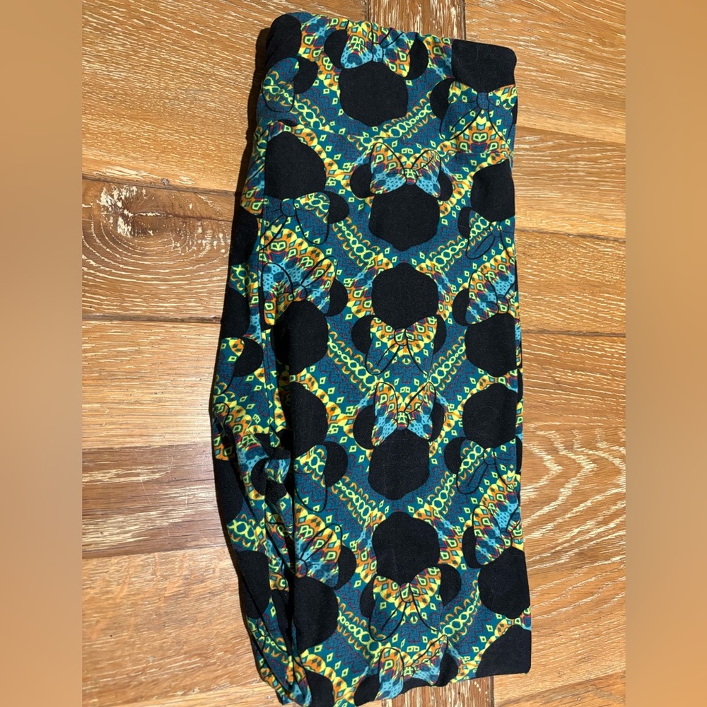 Tall and Curvy Lularoe Disney Minnie Mouse Legging